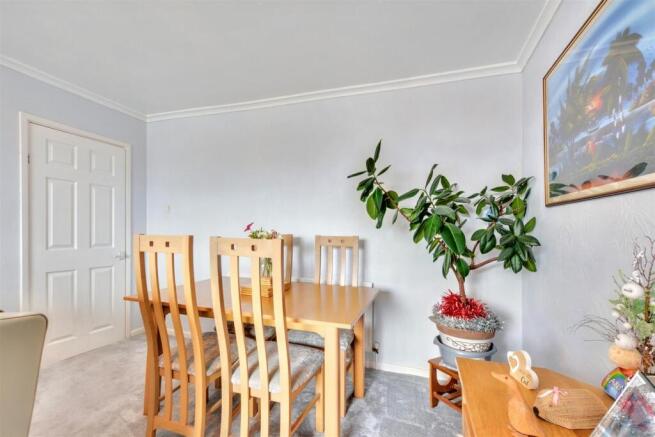 Smithy Crescent, Arnold photo 4