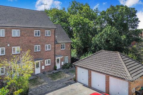 Jersey Drive, Winnersh, Wokingham, Berkshire, RG41 5FR