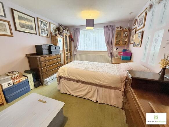 4 bed Terraced for sale Image 7