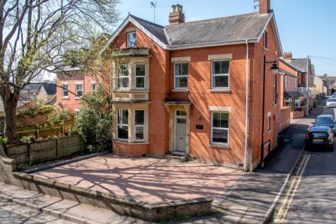 Staplegrove Road, Taunton
