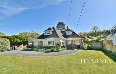 Crescent Walk, West Parley, Ferndown, BH22