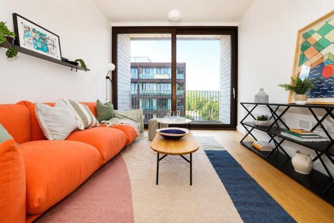 Living/Balcony