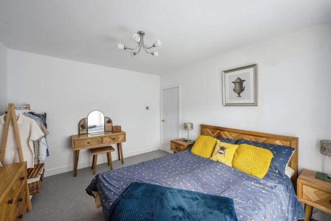 3 bed Semi-Detached for sale Image 10