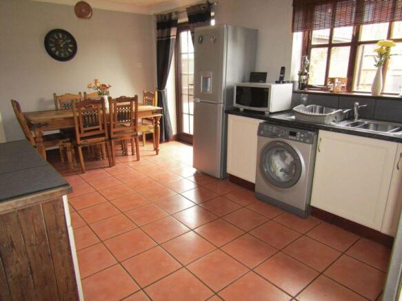 Kitchen 1