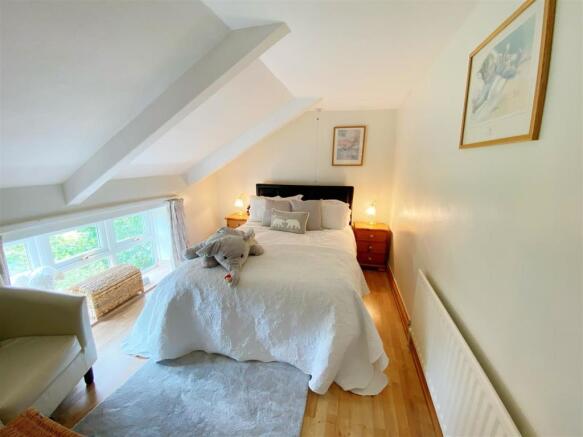Bedroom 3 pic 1.jpg