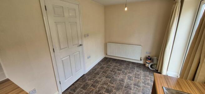 2 bed Semi-Detached for sale Image 5