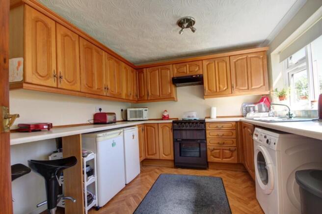 3 bed Detached for sale Image 11