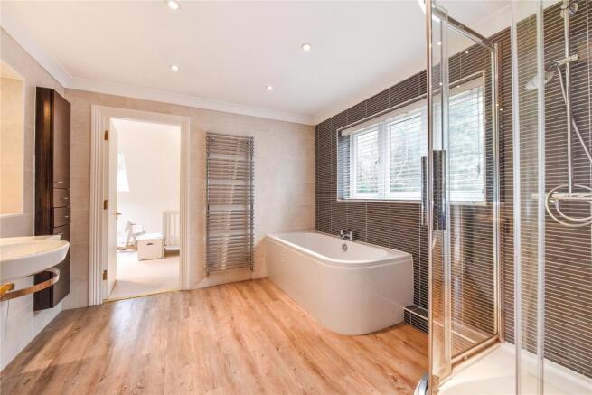 Bath/Shower Room