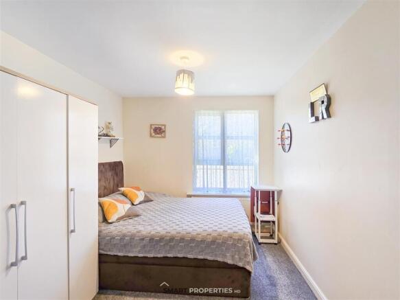2 bed House for sale Image 8
