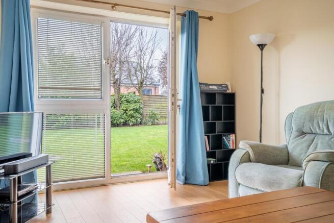 1 bed Retirement Property for sale Image 8
