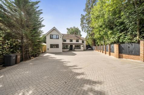 Balcombe Road, Horley, RH6