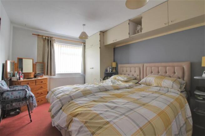 Bedroom 1.jpg