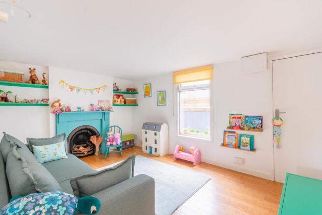 TEERTSSONRA22 - Bedroom D.jpg