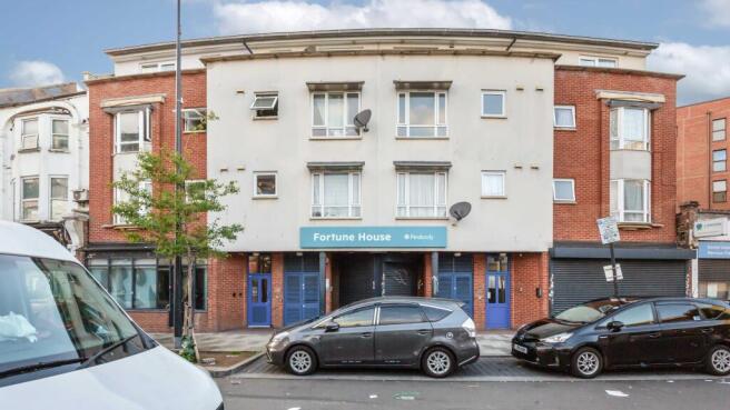 Flat 3, 223A Church Road, Willesden, London, NW10 9EP