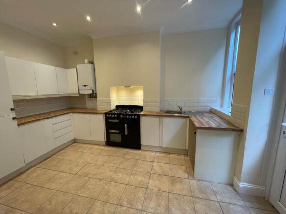 highbury parade 5 f1