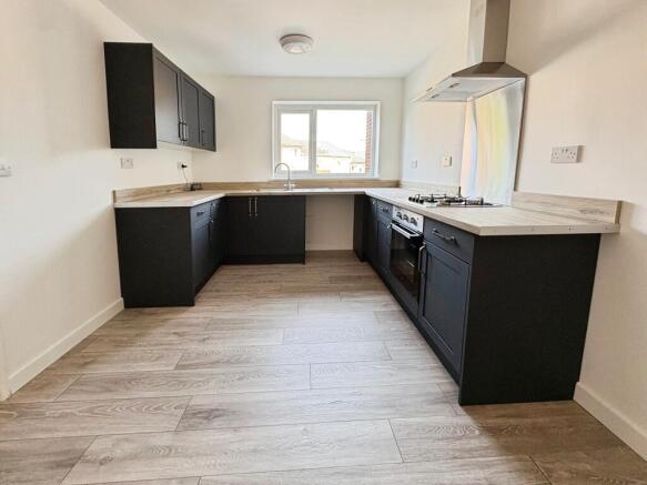 3 bed Terraced for sale Image 4