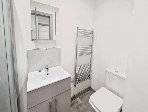 1 bed Flat to rent Image 5