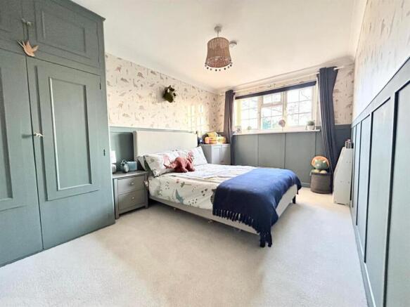 6. Bed 1.jpg