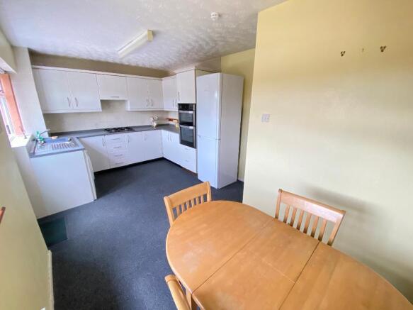 Masefield Road, Blurton, Stoke on Trent, ST3 2EX photo 4