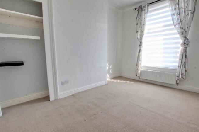 2 bed House to rent Image 9