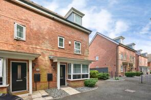 27, Parkers Way, Tipton DY4 9EL