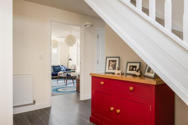 4 bed Detached for sale Image 11