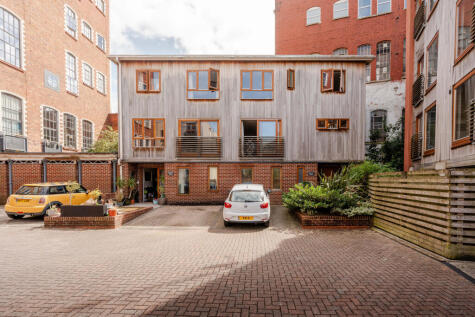 East Street, Bedminster, Bristol, BS3 4EQ