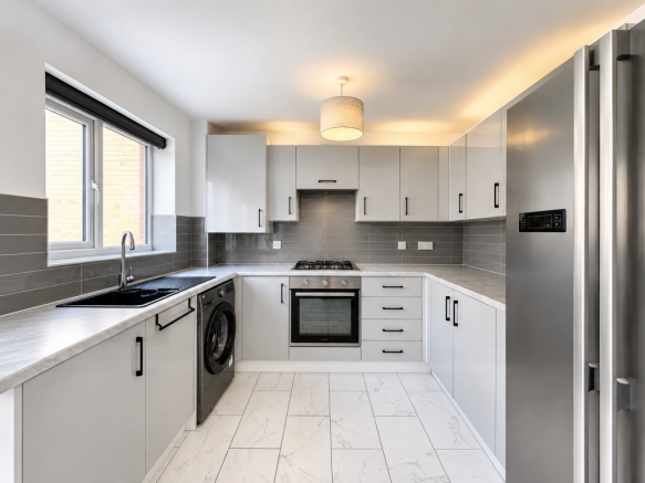 3 bed Detached for sale Image 4