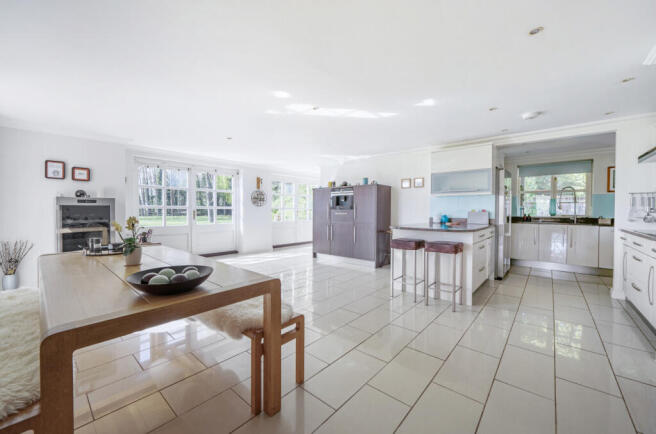 Kitchen/Breakfast