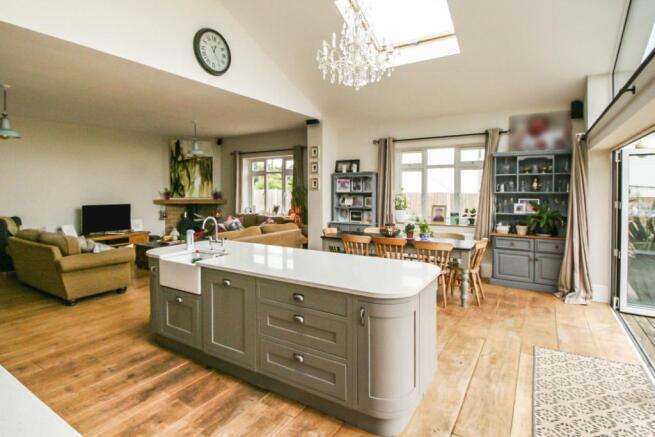 Kitchen/Family Room