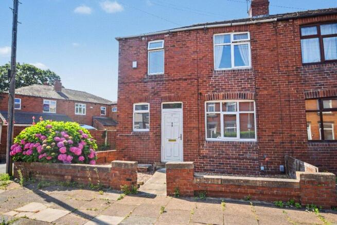 2 bed End of Terrace for sale in wakefield