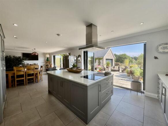 Kitchen/Diner/Living