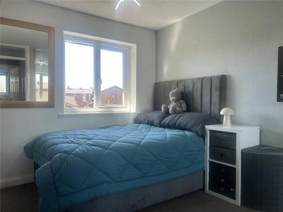 2 bed Semi-Detached for sale Image 9