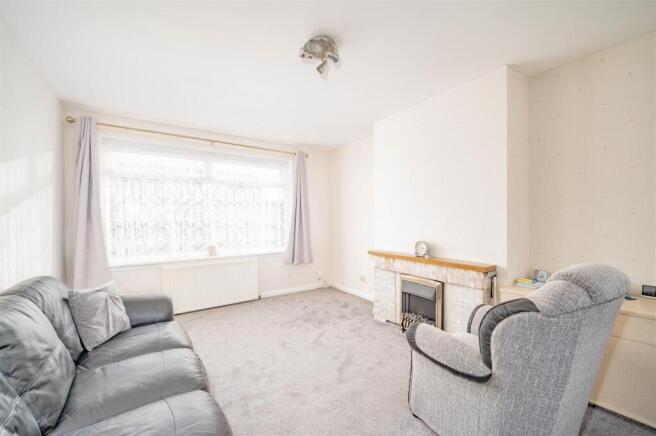 8 Burnhaven Gardens Dundee-5.JPG