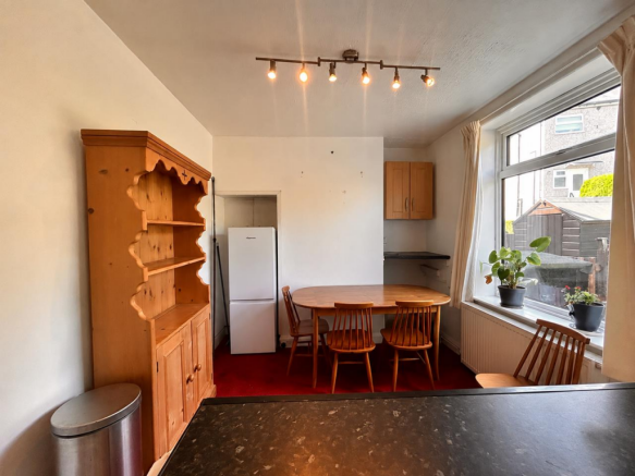 3 bed Terraced for sale Image 7