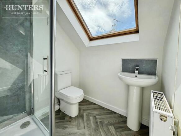 3 bed Semi-Detached to rent Image 11