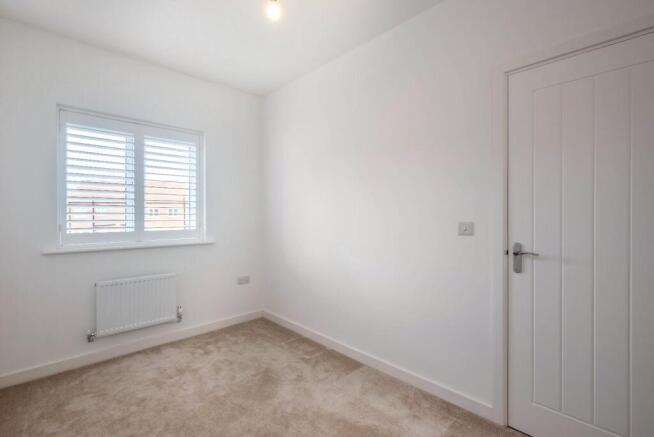2 bed End of Terrace to rent Image 7