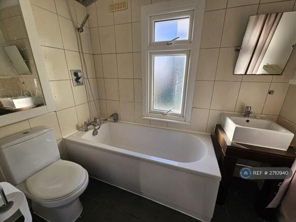Bathroom1