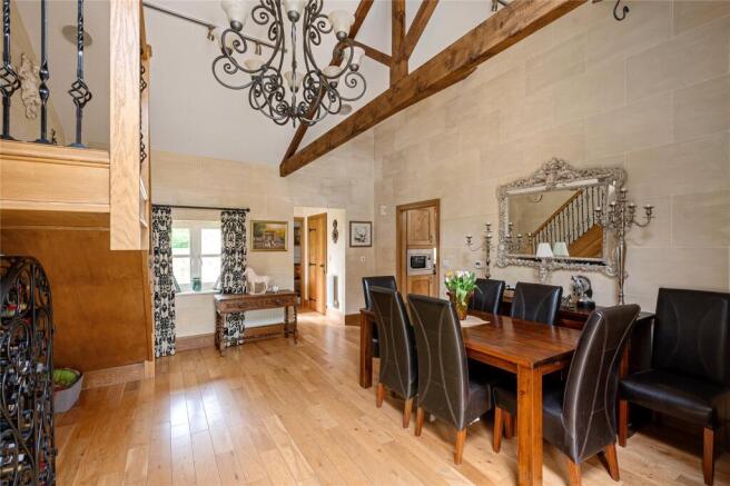 4 bed Detached for sale Image 5