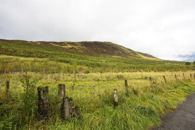 10_CROSSHOUSE_RD_CAMPSIE_GLEN_026.JPG