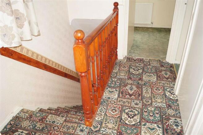 STAIRS/LANDING