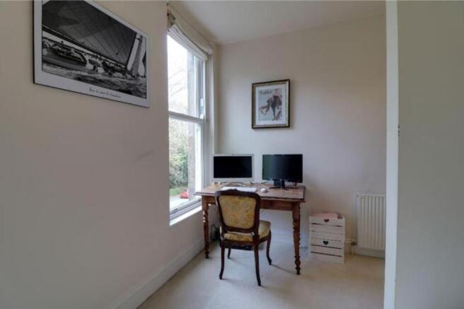 2 bed Apartment for sale Image 7