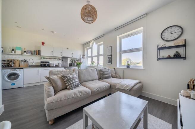 Living room/ Kitchen