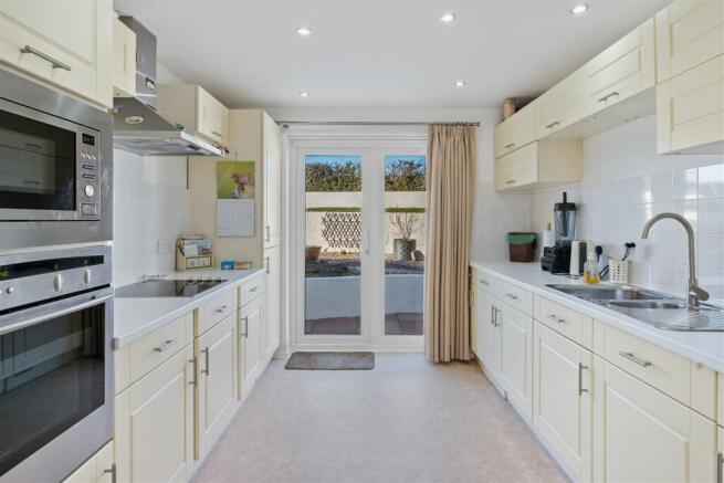 Kitchen.jpg