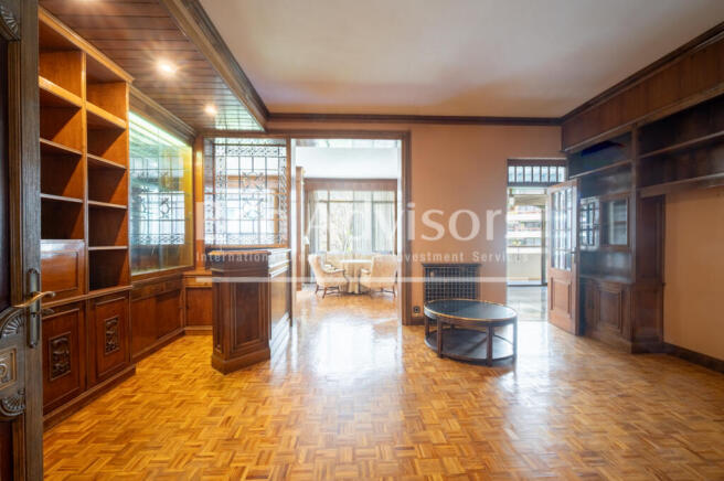 Amplio-piso-a-reformar-con-terraza-y-parking-al...