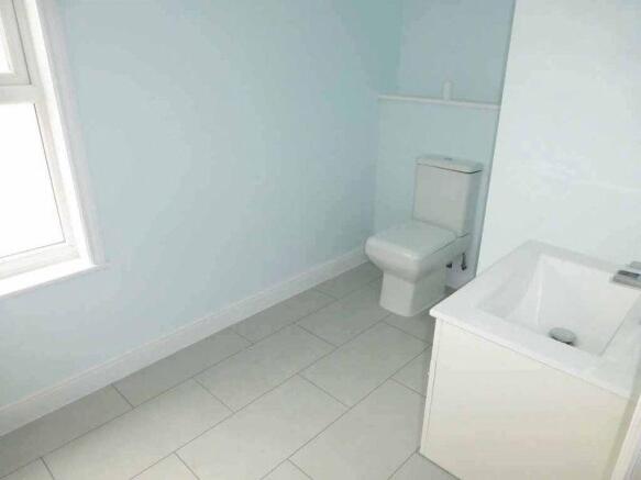 Bathroom (2)