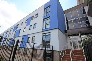 98, Skyline House, Swingate, Stevenage SG1 1AX