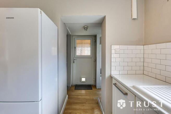 2 bed Semi-Detached for sale Image 8