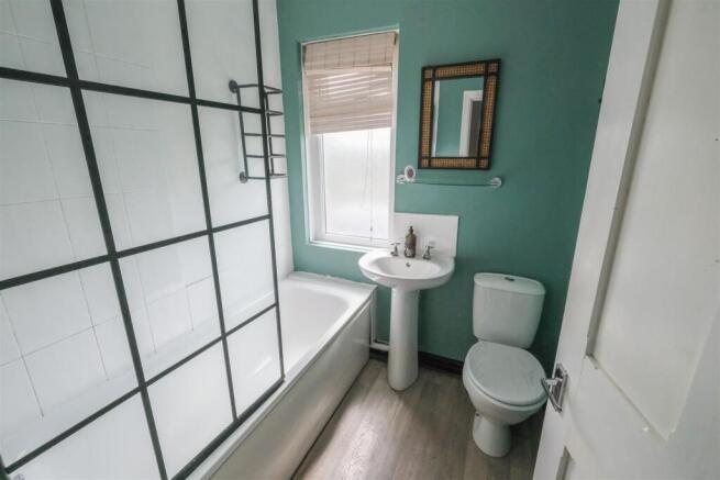 3 bed Terraced for sale Image 11