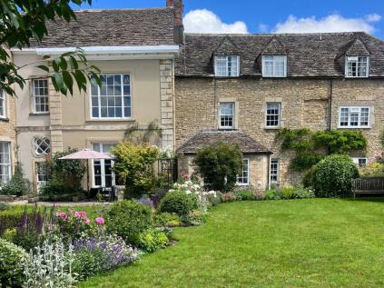 Coxwell Court, Cirencester, Gloucestershire, GL7